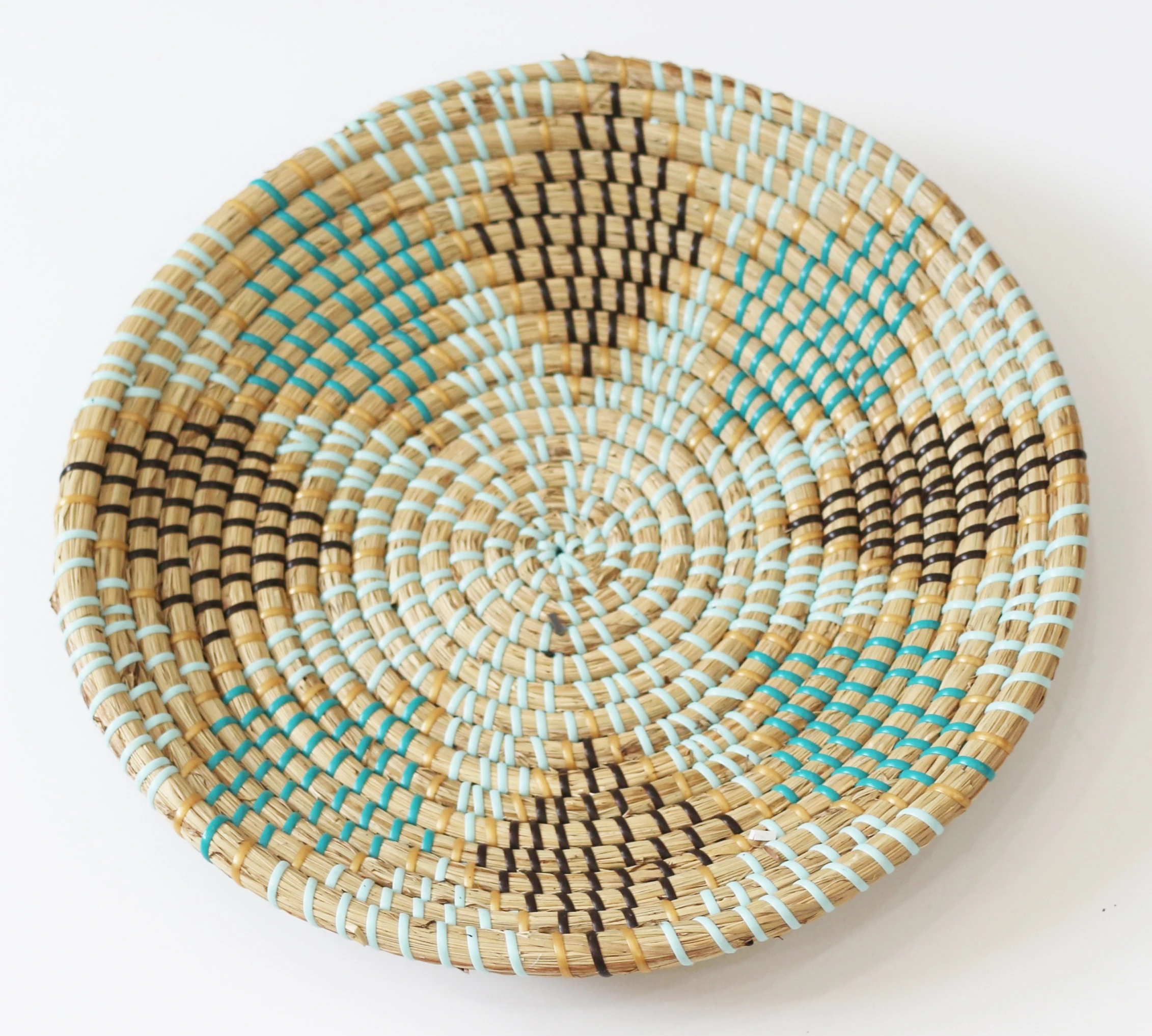 
Wholesale hot trend sea-grass wall hanging decoration with variety of patterns, shapes, colours 