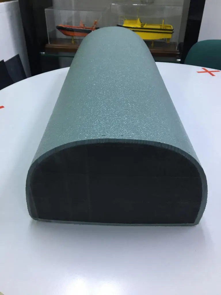 Strong Capability Water Resistance Marine Boat Full Protective Universal D Shape Foam Filled Fenders