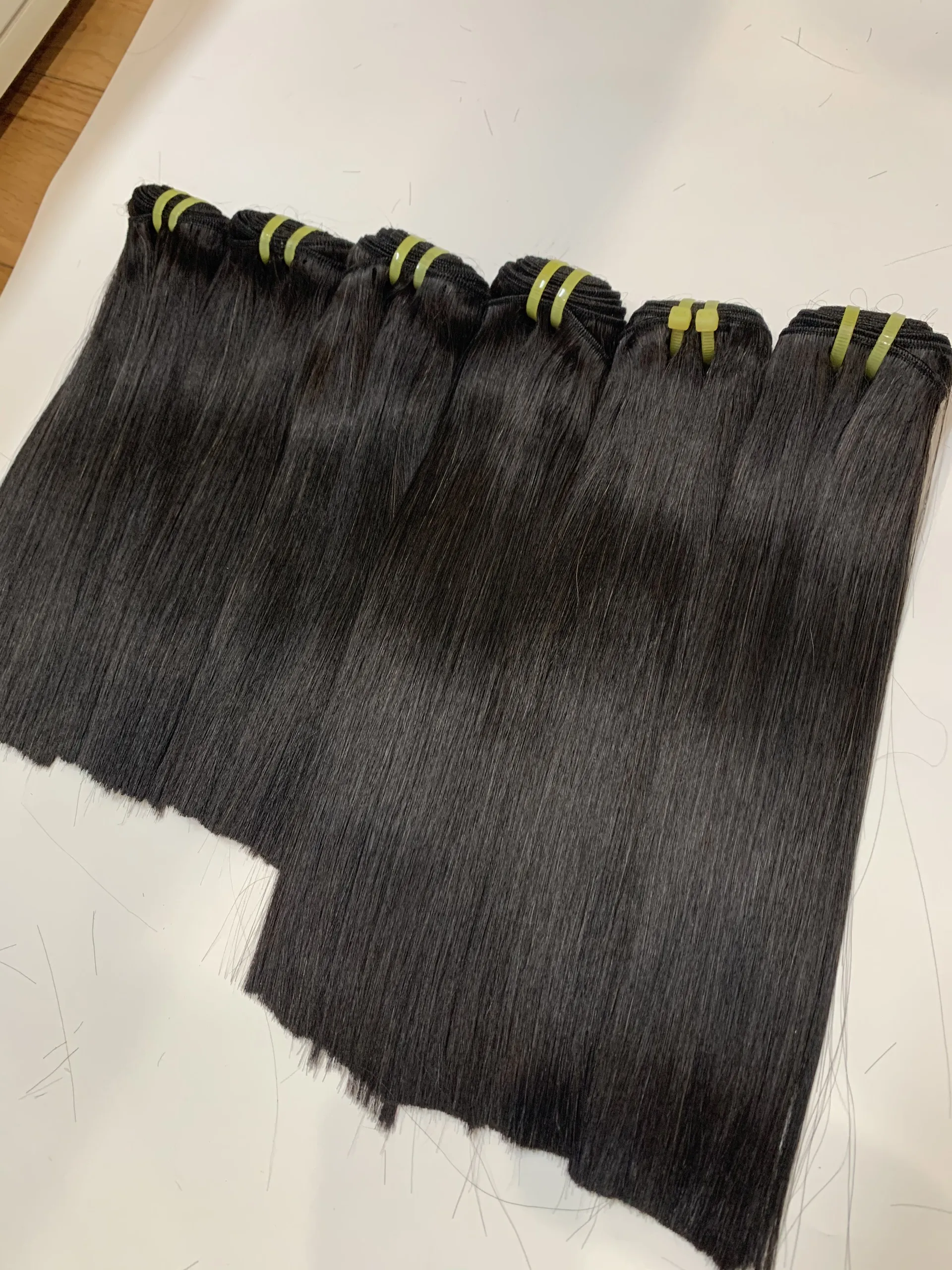  Парик волос Топ Тренд в Нигерии естественный цвет Короткие Длинные волосы пряди и закрытие супер двойные