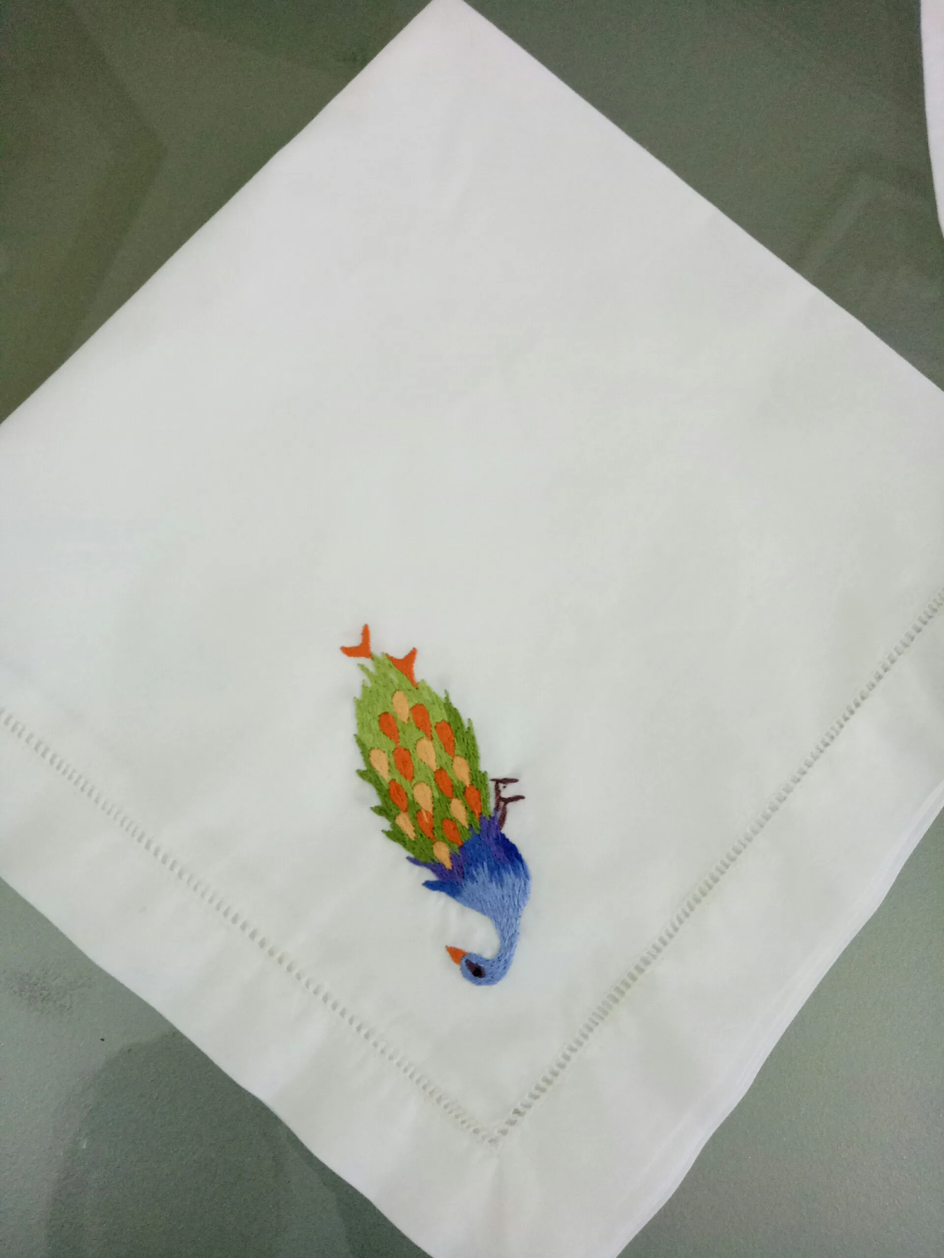 VIETNAM LUXURY NEW COLLECTION HAND-EMBROIDERED NAPKINS  FOR EVERYONE
