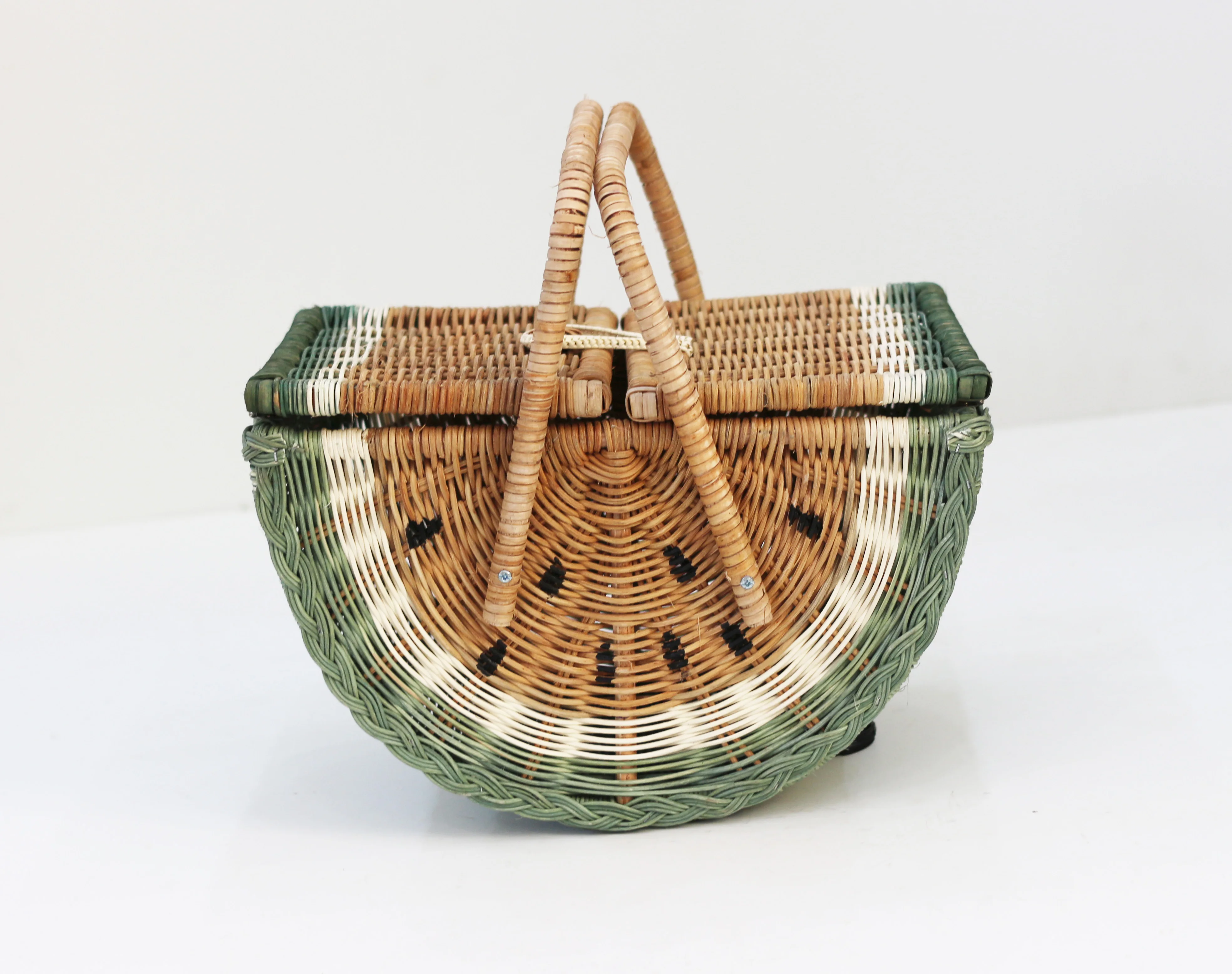 High quality handwoven rattan picnic basket - watermelon design