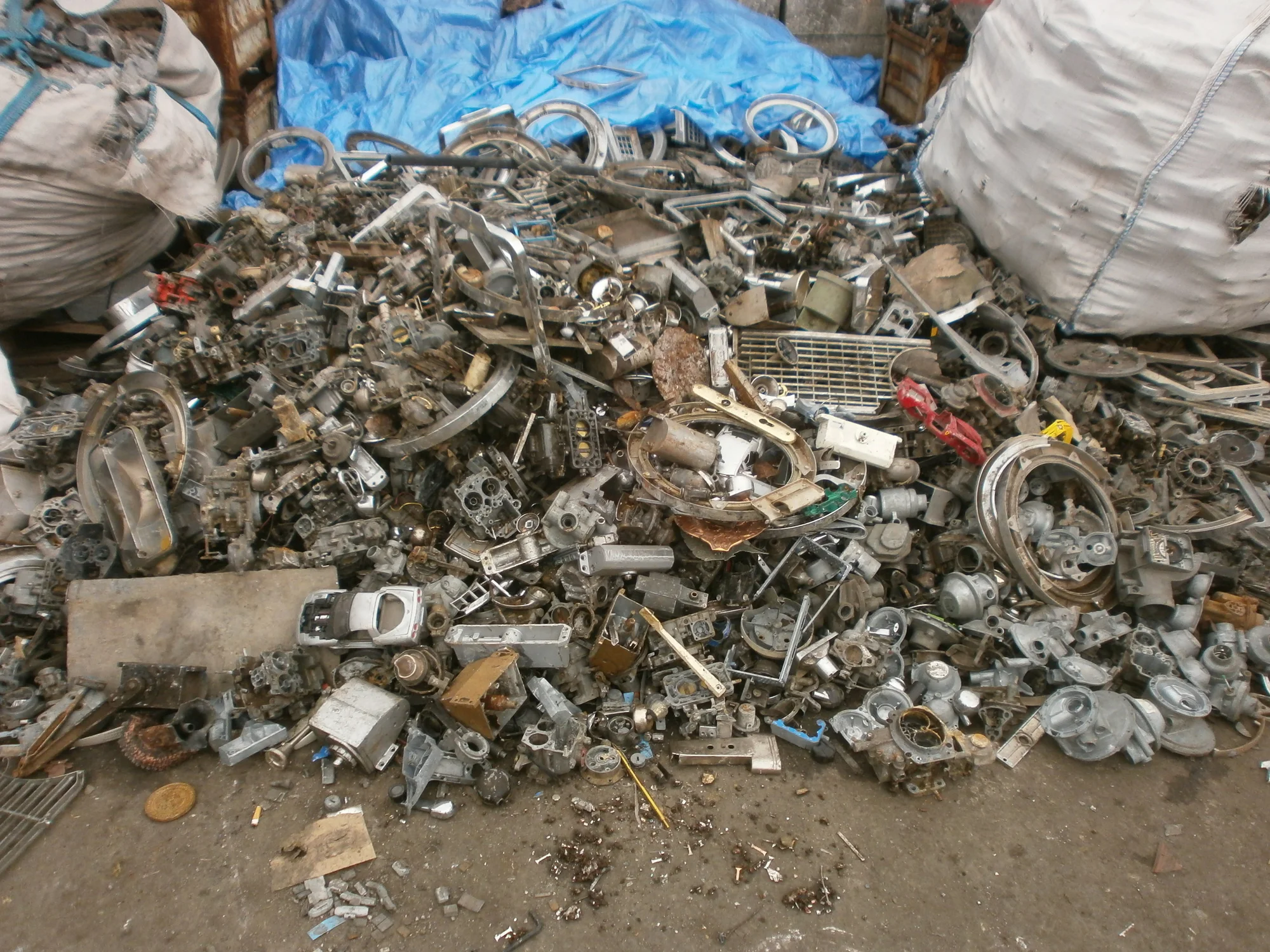 1. Zinc Die Cast 3_193_233.jpg