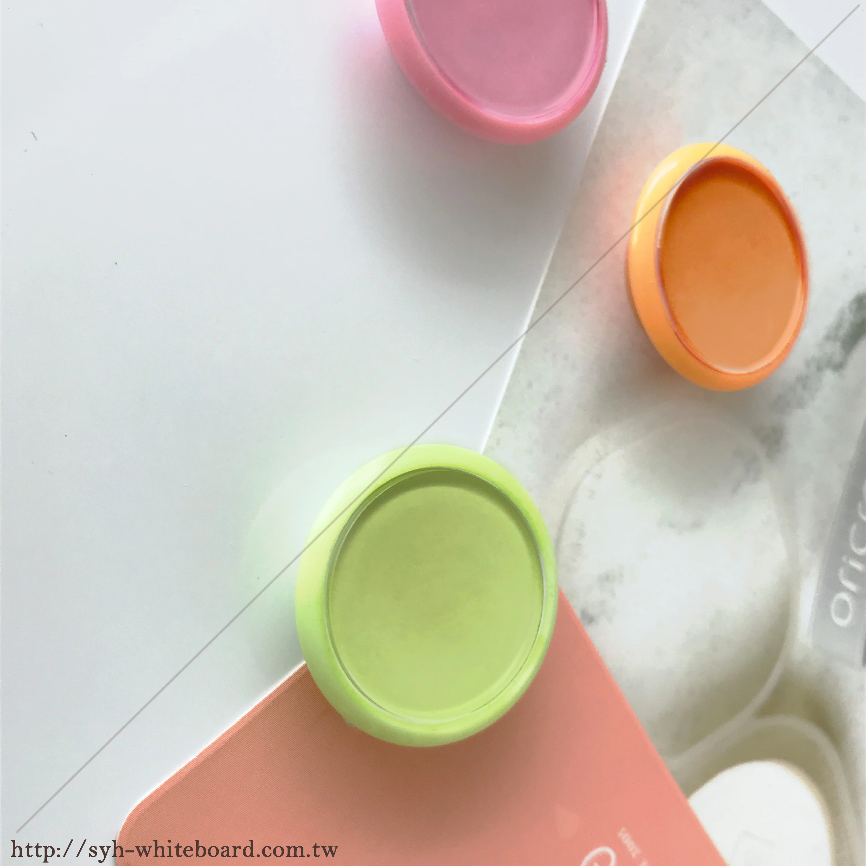 Super strong colorful 3CM round plastic glass whiteboard neodymium magnet