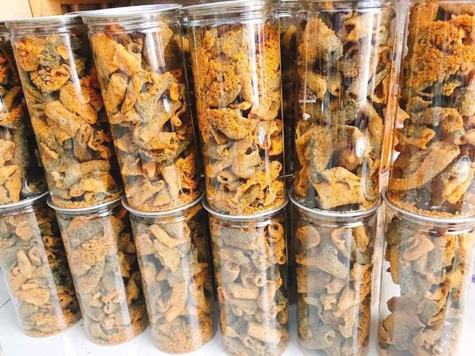 VIET NAM SALTY CRISPY FRIED SNACKS FISH DRIED SALMON SKIN - Axel + 84 38 776 0892