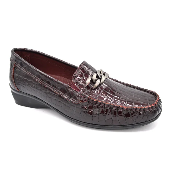 
Hand stitched with removable insole and tr sole Leather Woman Loafers 