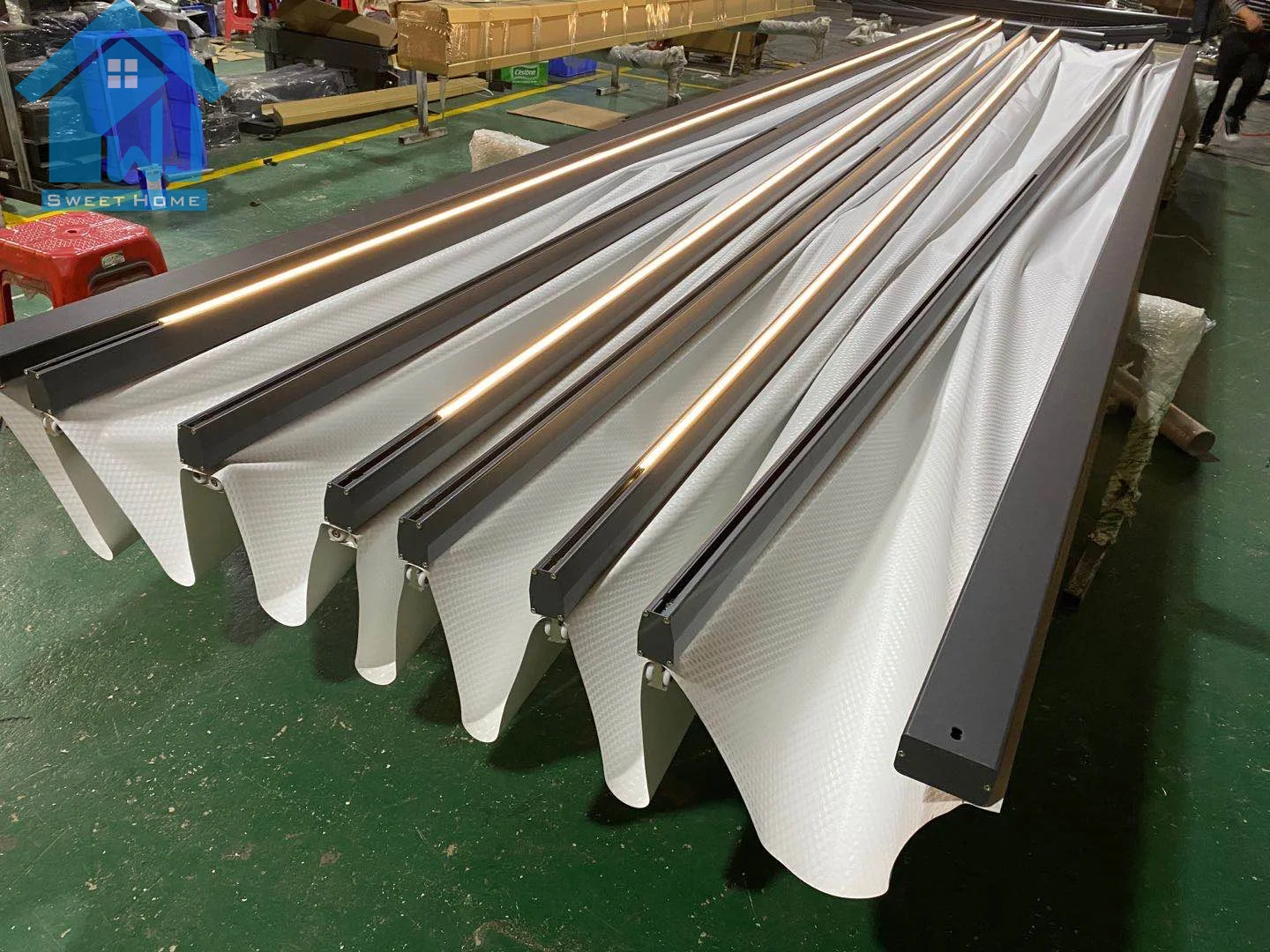 Factory direct sales are hot 270 degree  car motorhome  awning pergola electric awning