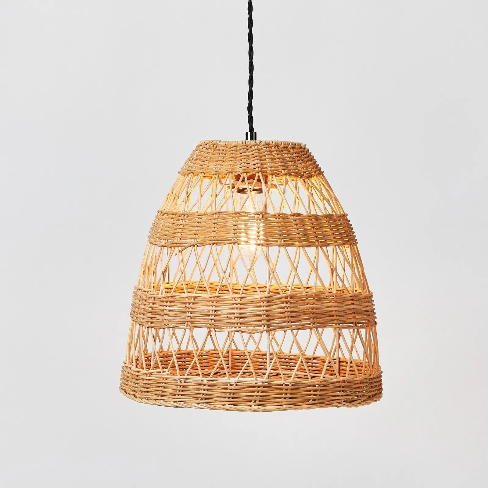 Natural woven round rattan lamp shades pendant ceiling light lamps cover lampshades made in Vietnam