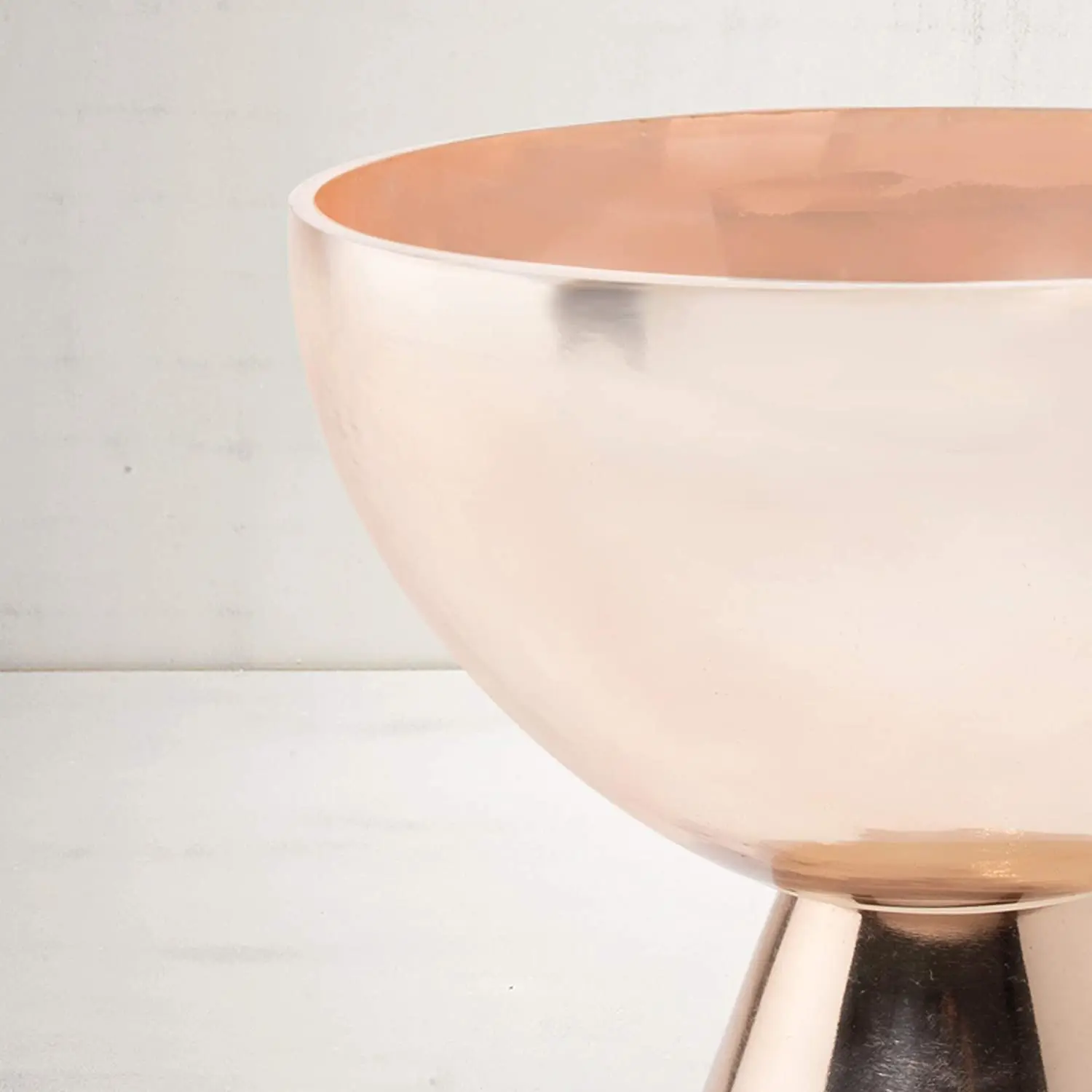 Rose Gold Fancy Bowl for Kitchen Counters Table Centerpiece Farmhouse Decor Party Holiday Decoration Vegetables Bowl.