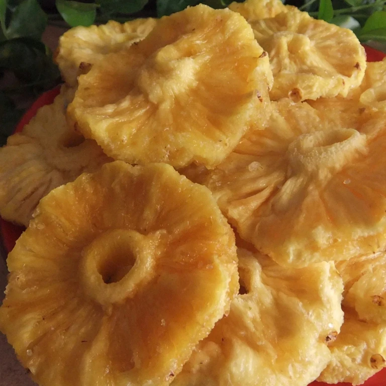 SOFT DRIED PINEAPPLE FRUIT SLICES FROM VIETNAM Natuarall Good Taste