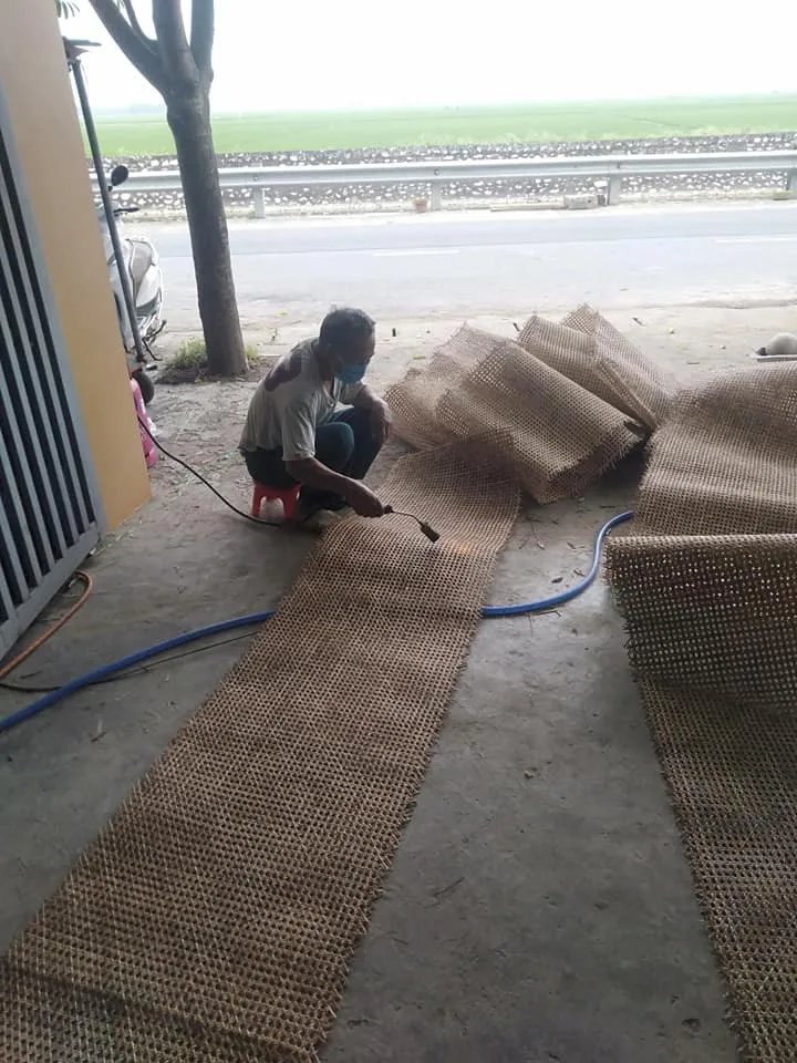 Reasonable Price Rattan Cane Webbing Roll For Handicrafts /Weave Ratan Roll for Making outdoor Products/ Natural Rattan Sheet