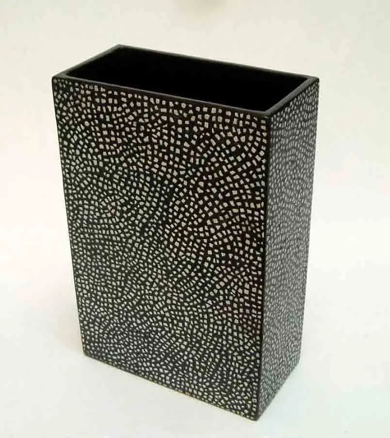 
Rectangular lacquer vase with egg-cell finishing, Vietnam handicrafts, suitable for home-decor, tableware, houseware 