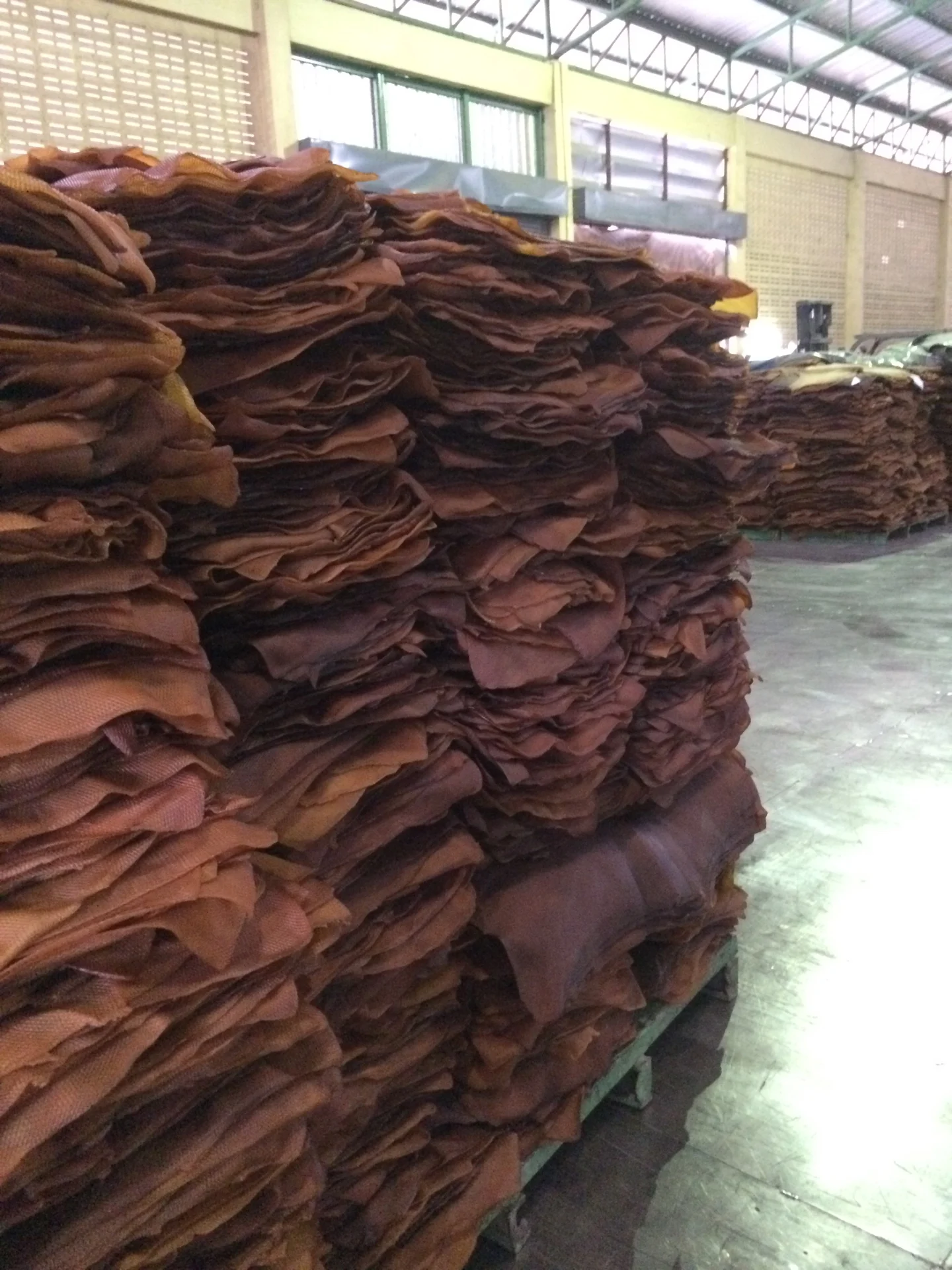 Export Production Raw Materials Quality Natural Rubber RSS3 (Ribbed Smoked Sheet) Vietnam Manufactured