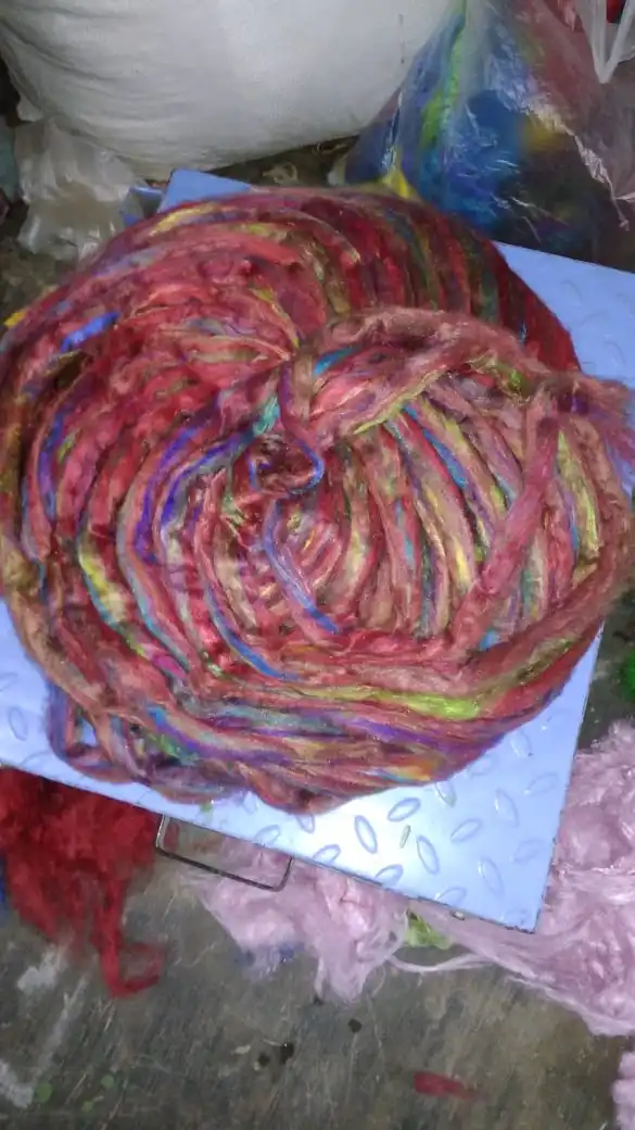 Sari шелковые отходы разных цветов