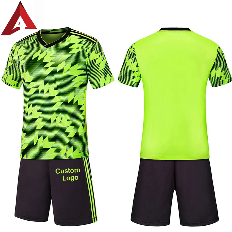 Men Wear New Design Custom Sublimated Breathable 100% Polyester Soccer Uniform In Best Price
