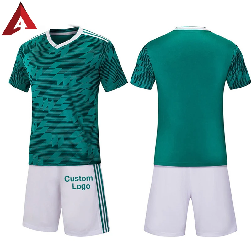 Men Wear New Design Custom Sublimated Breathable 100% Polyester Soccer Uniform In Best Price