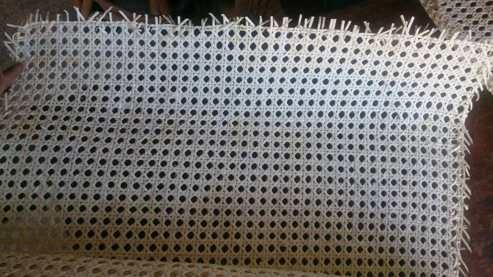 Wholesale Natural Mesh Furniture Bleached  Rattan webbing cane, Many sizes Natural Rattan roll - Made in Vietnam