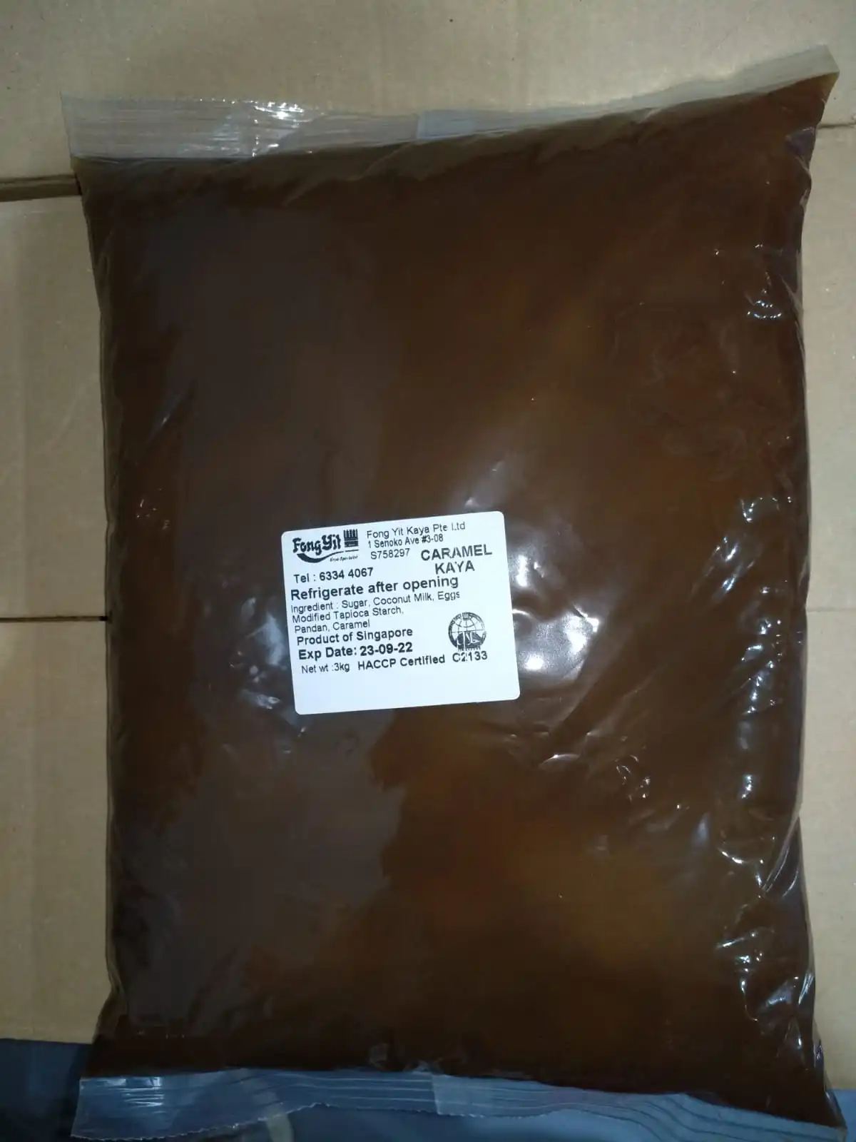 Wholesale FSSC 22000 Halal Certification No Preservatives Used Bakery 3kg Packet Bag Fong Yit Brown Caramel Coconut Jam Kaya