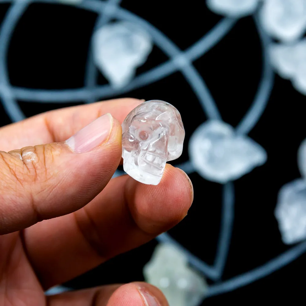 Mix nat geo wholesale hand carved about 1 inch mini clear quartz crystal skulls