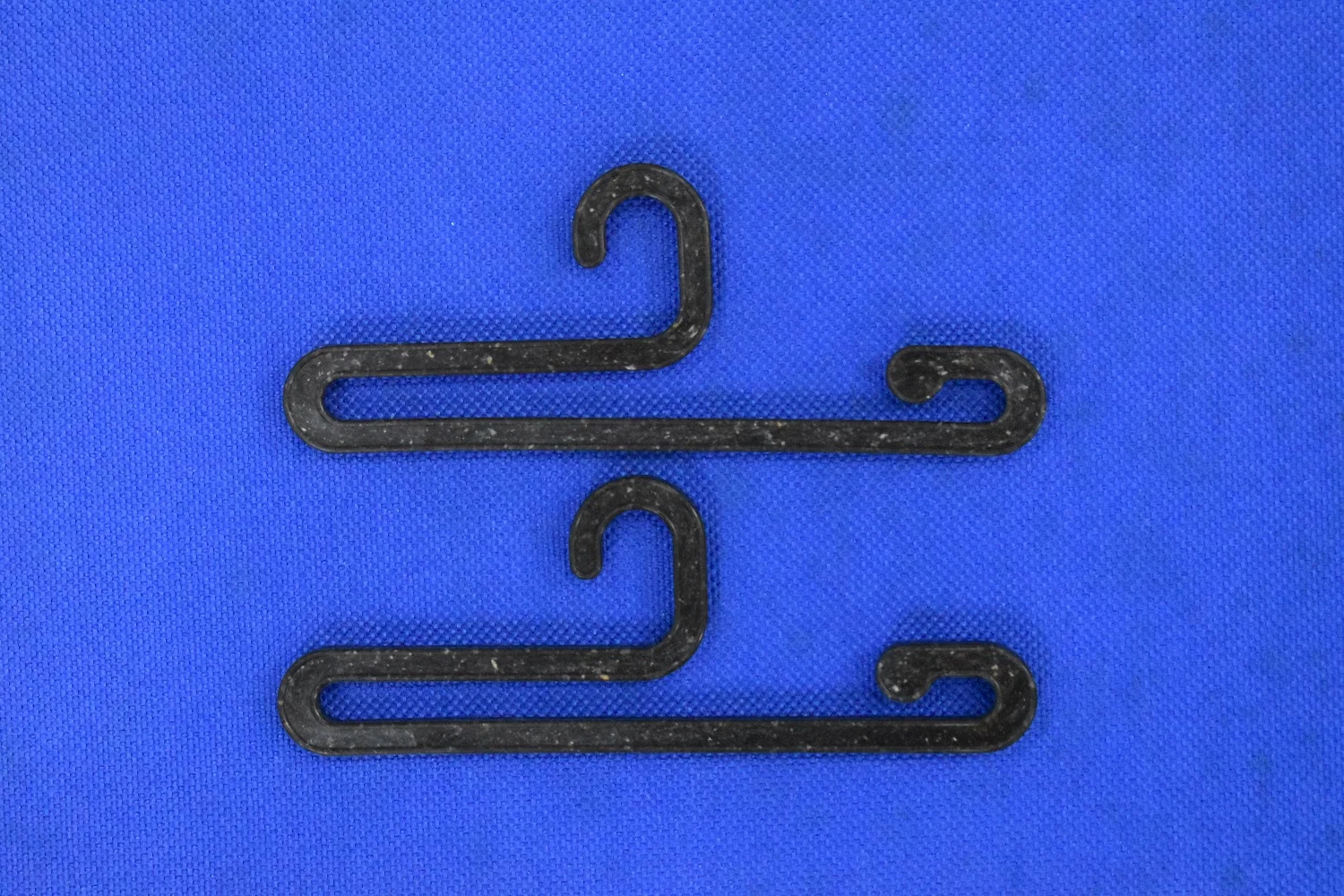 Eco-friendly H104 hanger made by Bio-Coffee material, lightweight and compact, clothes garment accessories socks tie