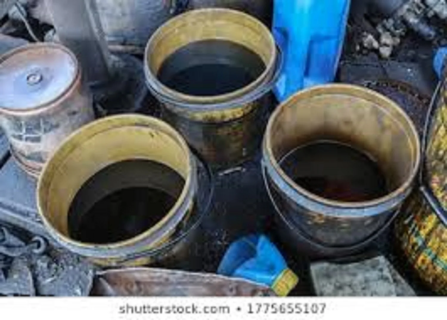 Wholesale Recycle Base Oil Automitive Lubricant Use Engine Oil For Sale From Malaysia