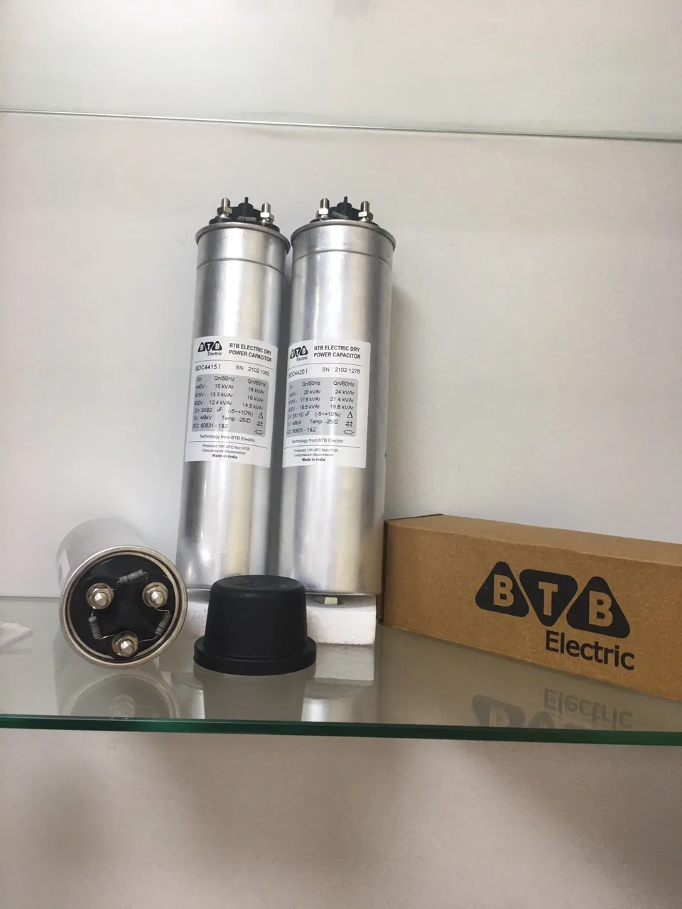 Correction capacitor 25 kvar 3 phases 440v round type-new model 2021  Made in TURKEY