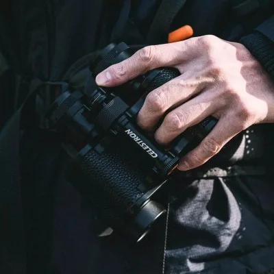 Celestron Classic HD Binoculars Convenient Outdoor High Power Low Light Luminous Human Body Concert