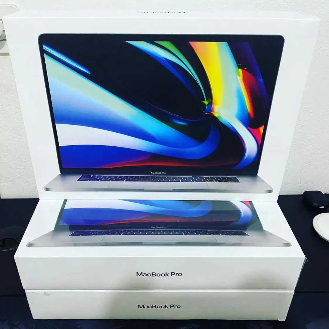 Декабрь Промо оптовая продажа для Apple MacBook Pro 15 "512GB 2 3 GHz i9 Touch Bar Space Gray (Mid 2019) /applE