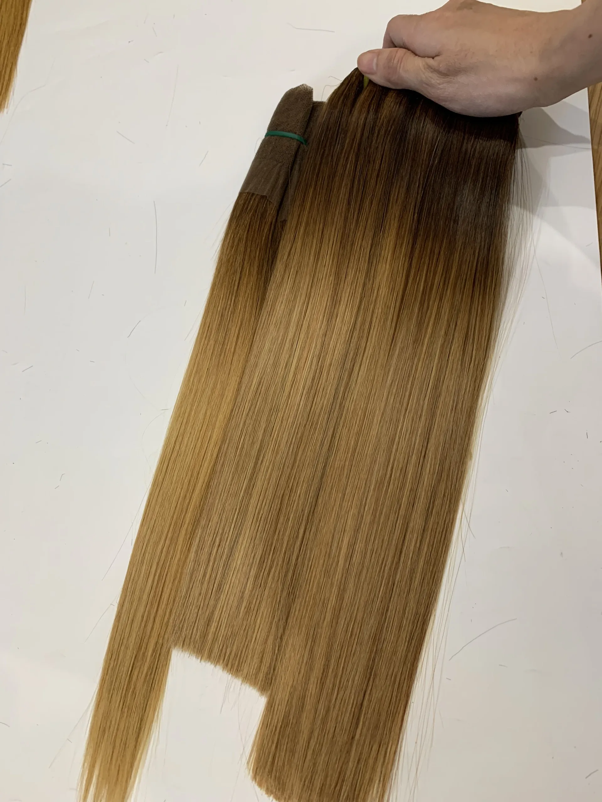 Оптовая продажа лучшее качество 100% человеческие волосы Remy супер двойные прямые класса 10A желтого цвета вьетнамские