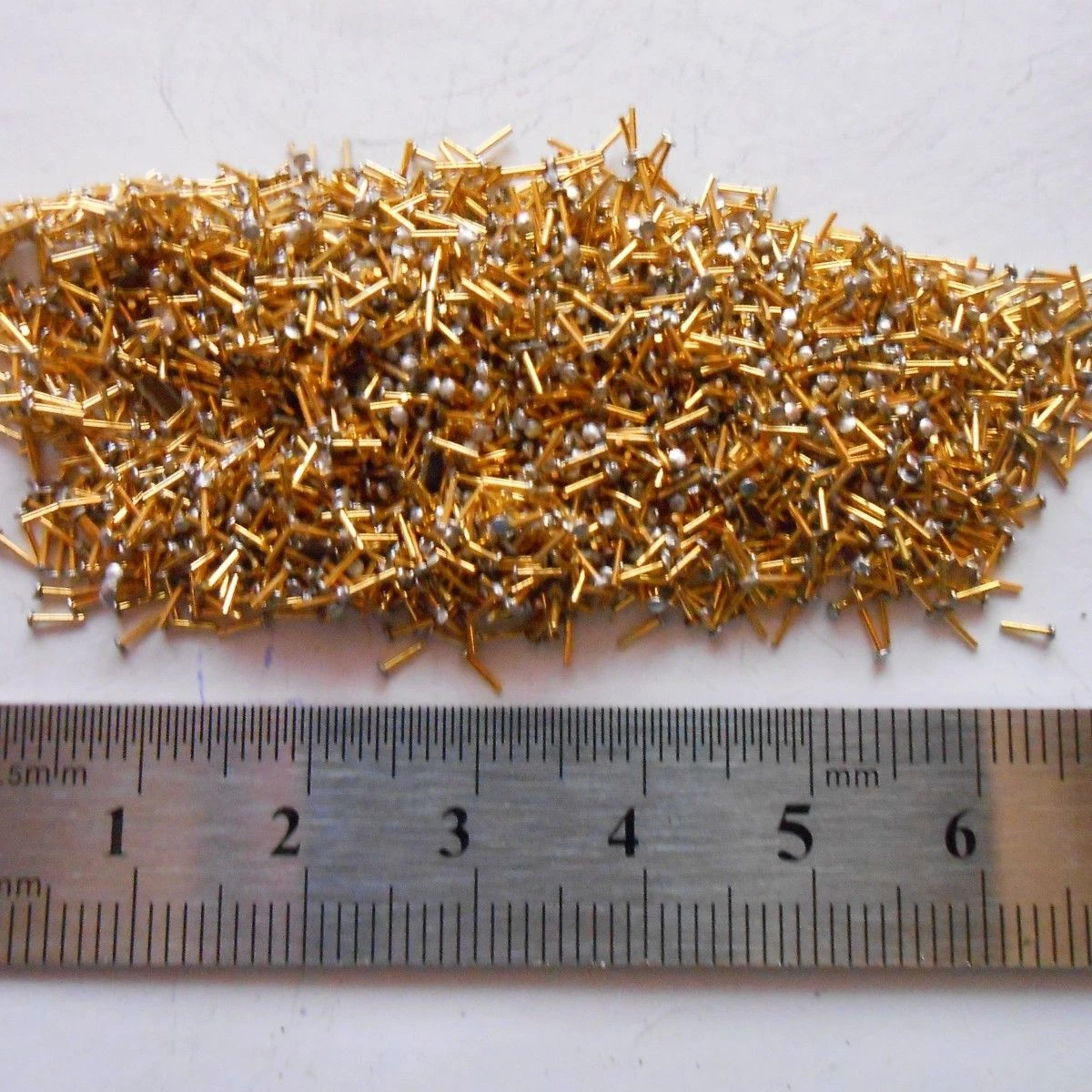 
cpu pins Ceramic CPU Processor Intel Pentium Pro Scrap with Gold Pins 