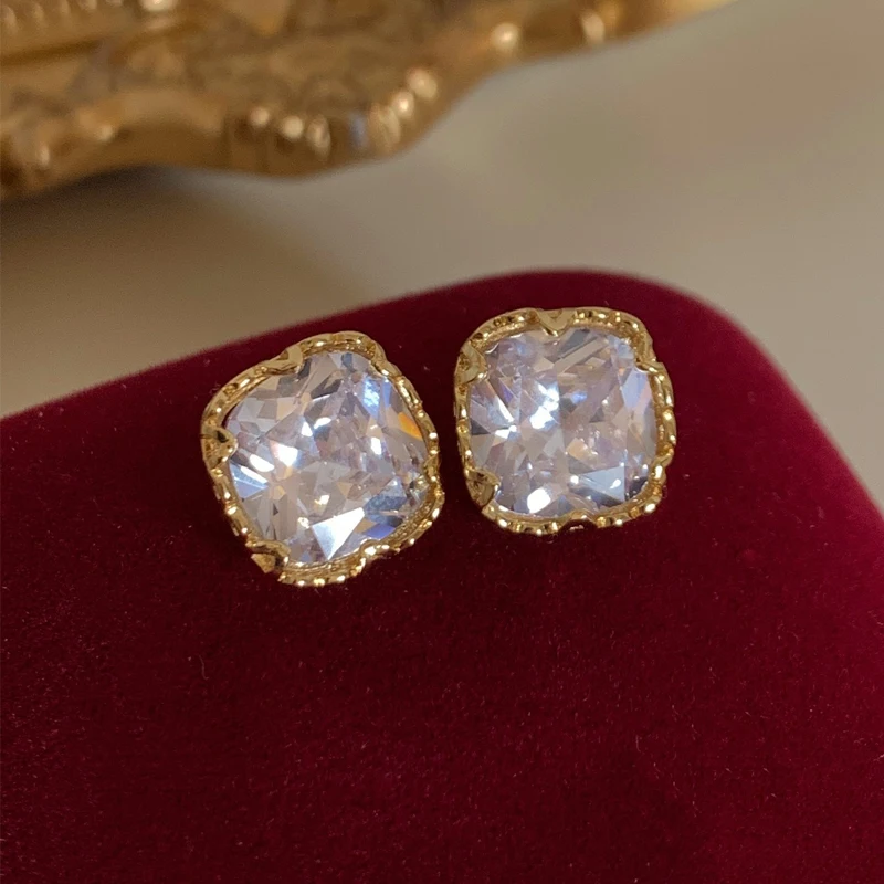 Korean fashion simple design all-match net red with the same square diamond buling 925 silver needle pattern edging earrings