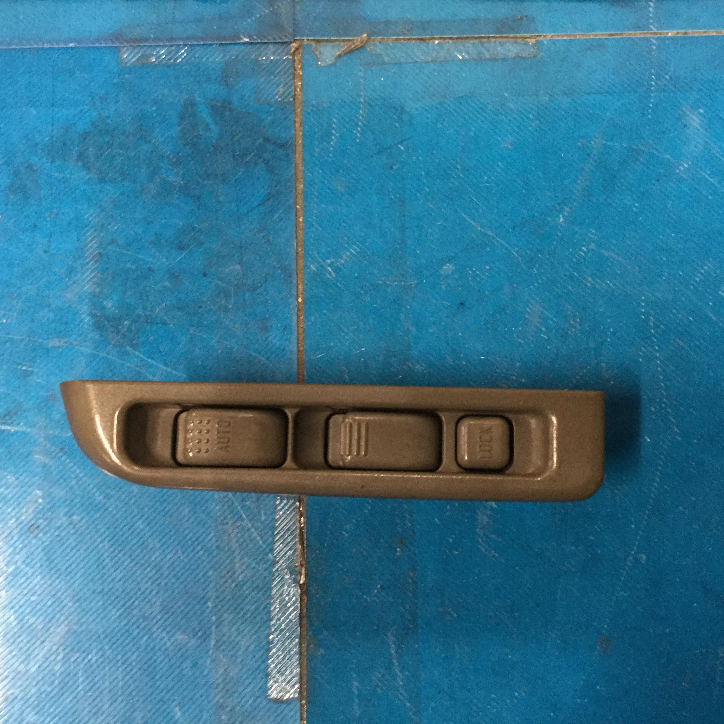 Japanese Genuine ISUZU ELF Power Window Switch