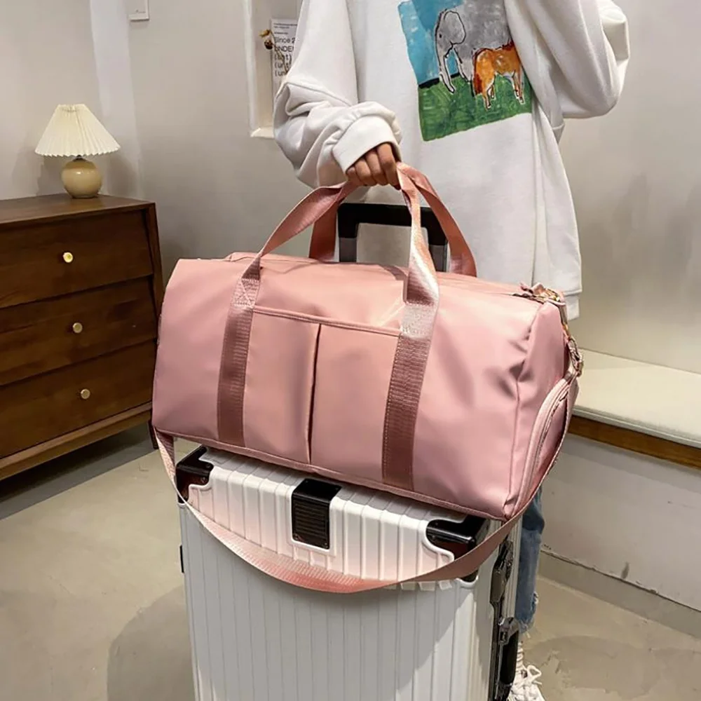 OEM/ODM Service Custom Pack Mobile Phone Arm Bag Sports Fitness Running Outdoor Arm Sleeve Gym Sport Bag with Earphone Plug