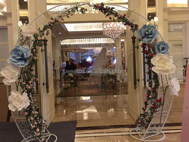 Hot sale hollow out moon shape wedding metal backdrop arch for wedding stage decoration