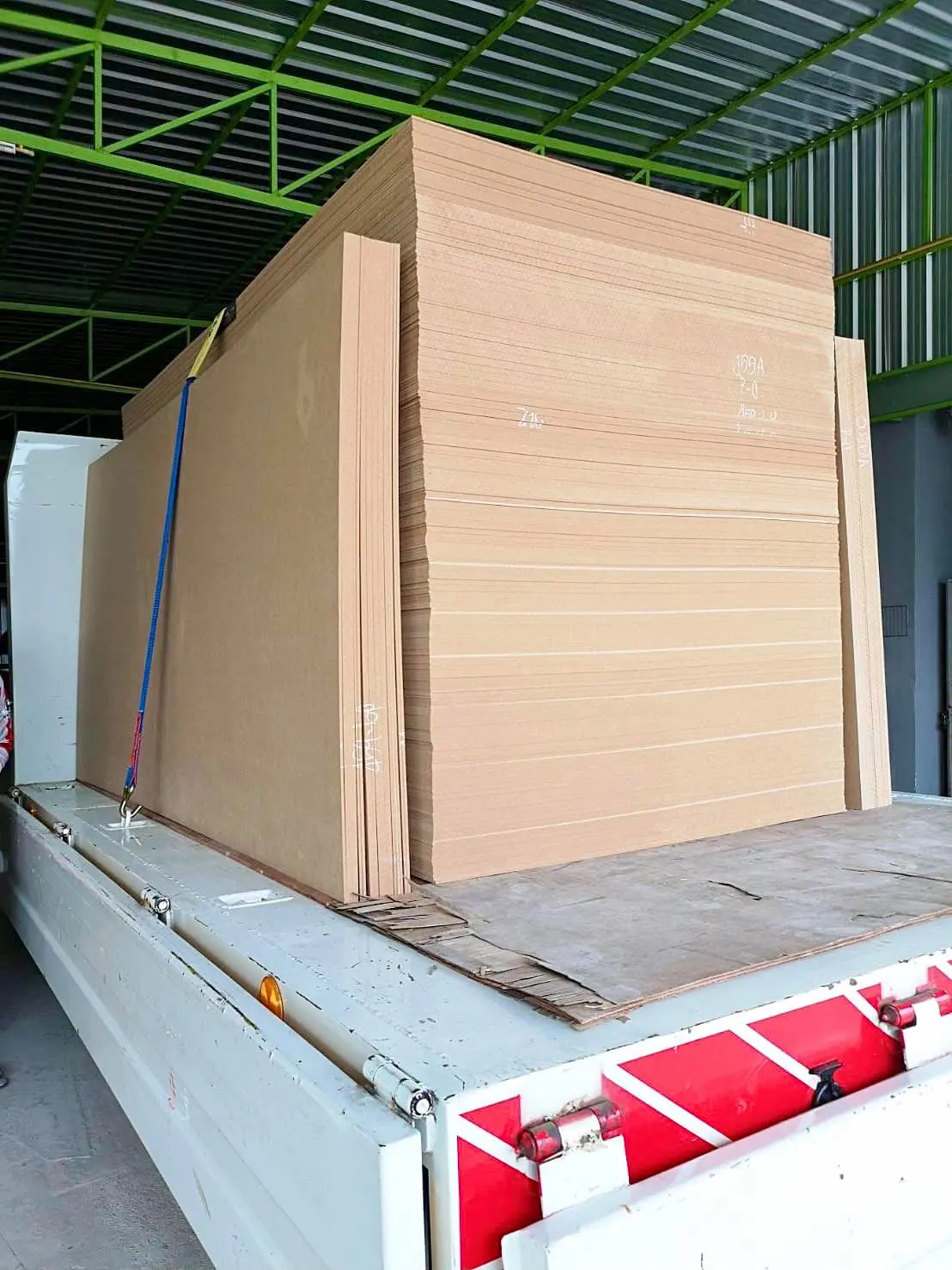 Wood Chips Wood Veneer for sale