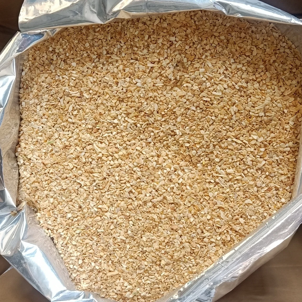 Китай дегидратированные чесночные гранулы 8-16mesh экспорт в Бразилию США