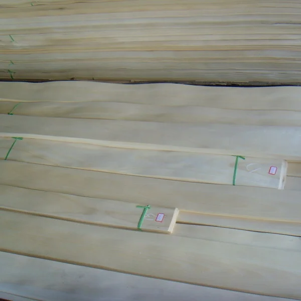 White Birch Wood Veneer from China Manufacturer