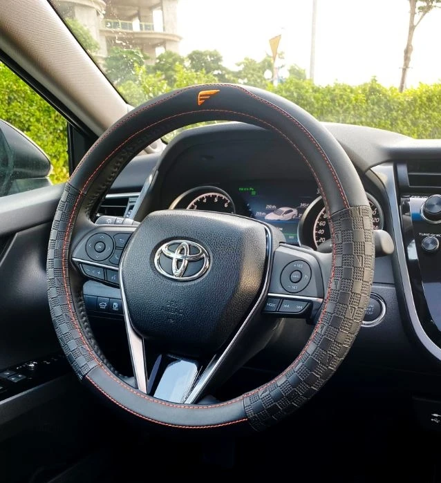 Steering wheel cover Wholesale Cover Steering Wheel Cover Genuine Leather BTL04 Size: S (36.5cm)/M (38cm)