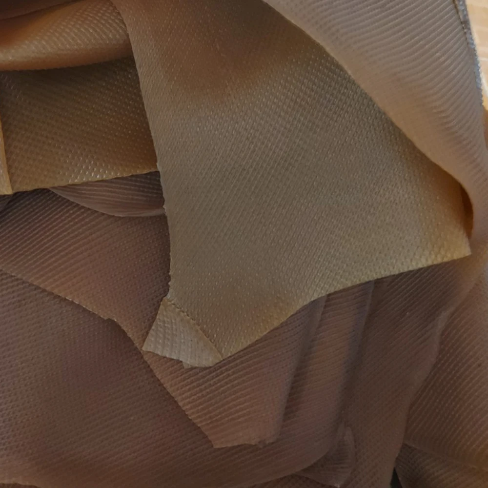 Ребристый дымчатый лист первого сорта/высококачественное сырье из резины, готовый к отправке (быстрая доставка и быстрый ответ)