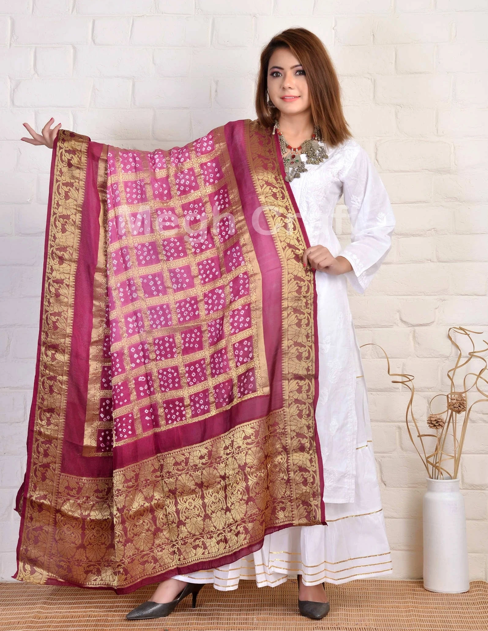 Gujarat Traditional Bandhni Dupatta Stoles - Bandhej Tie Dye Dupatta - Designer Silk Bandhni Dupatta