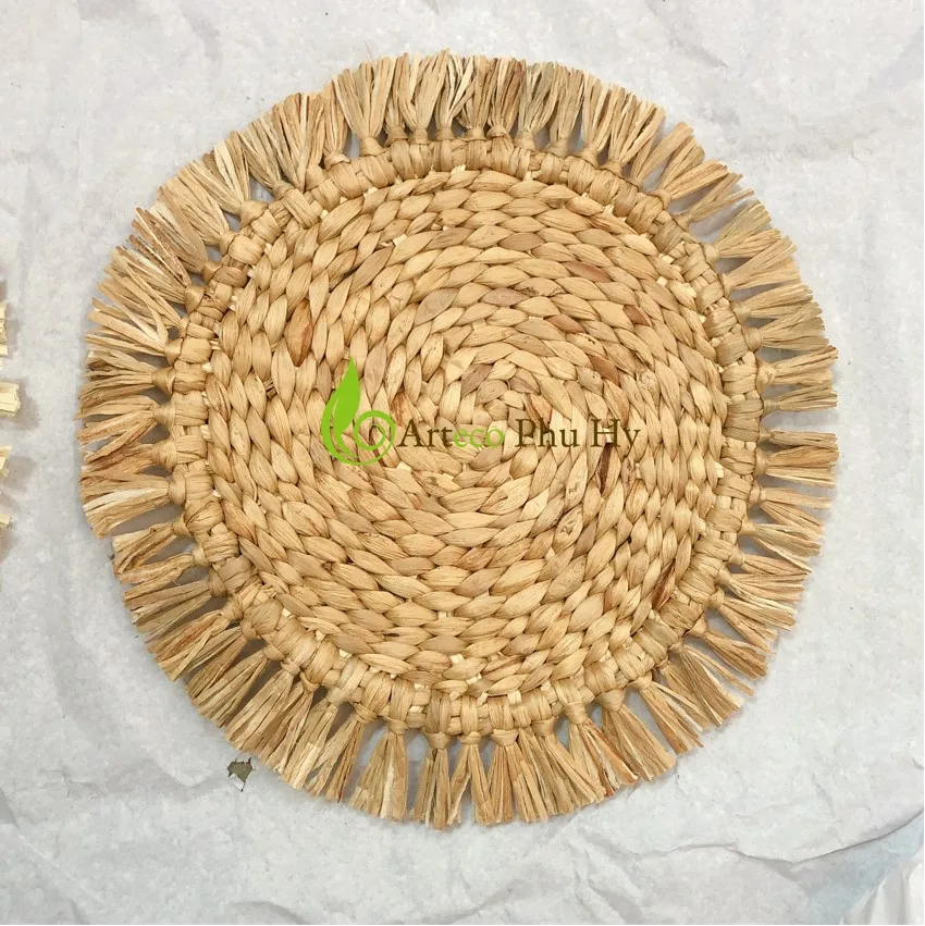 Flower shape water hyacinth placemat handcrafted table mat straw sustainable best choice for wholesale