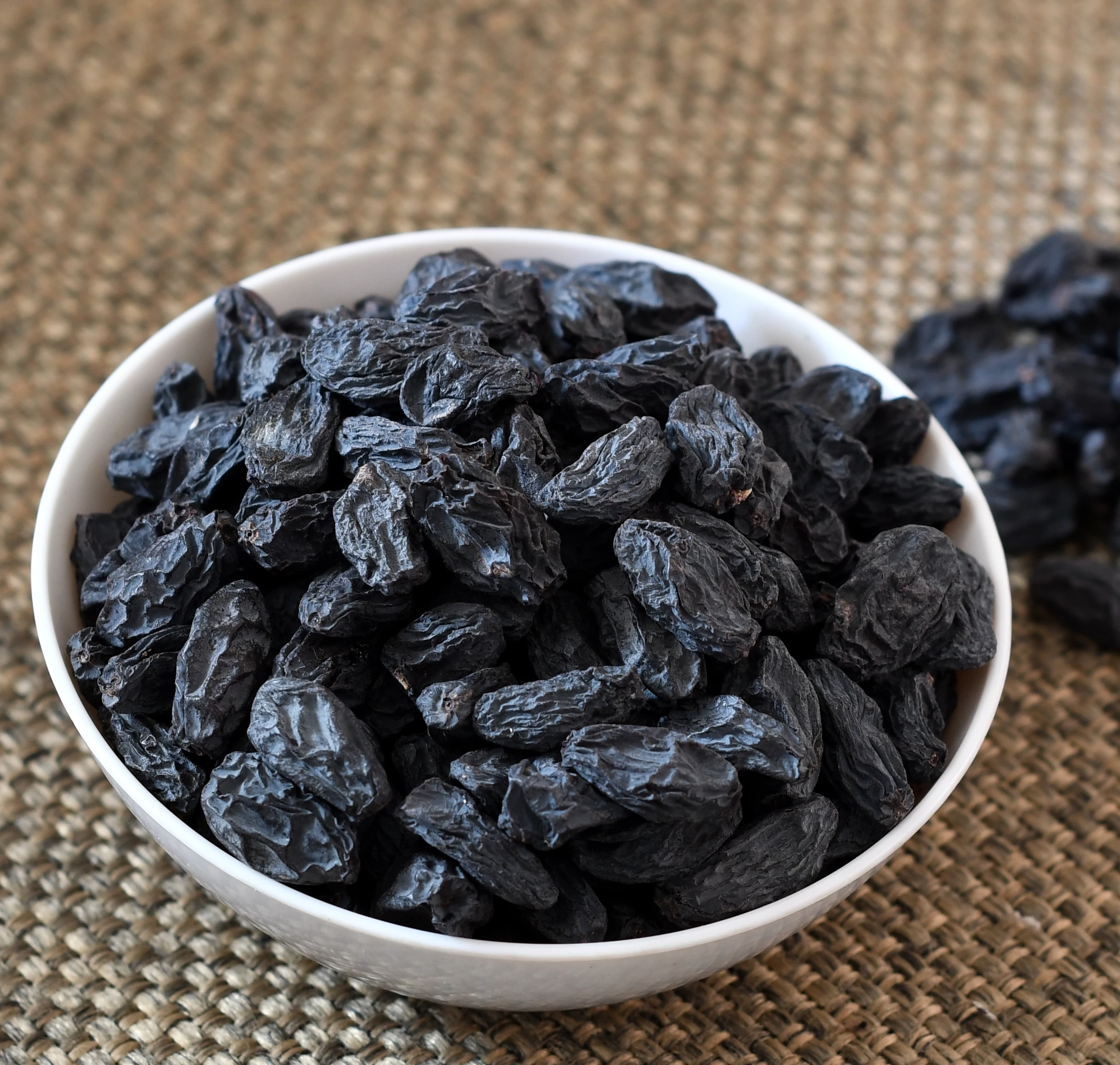 OEM High Quality Organic Fruit Dried Dark Raisin Seedless Black Raisins