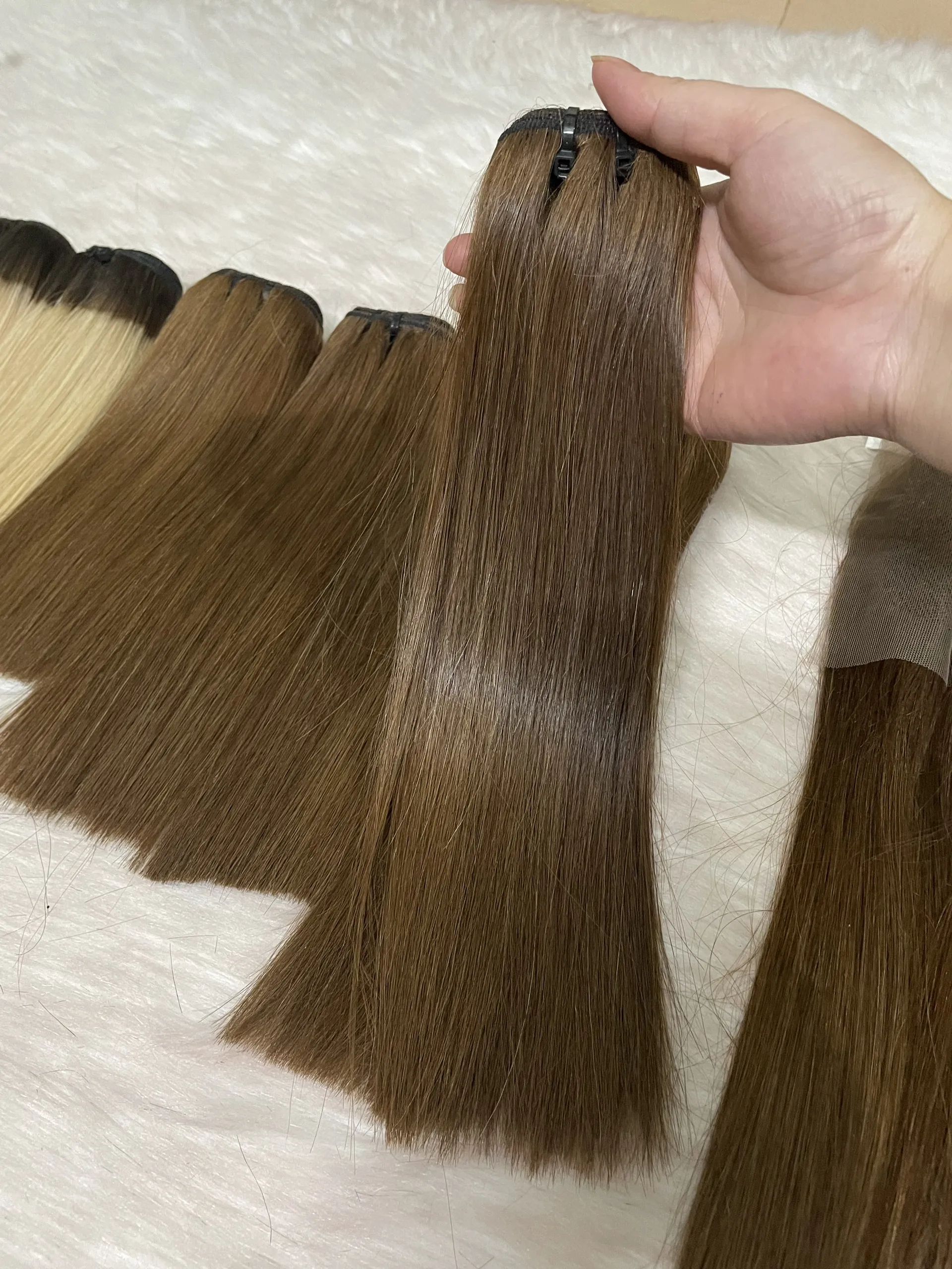 19 Nov Healthy Ends 28 Colors Collection 100% Bone Straight Price Hair Bundles And Closures