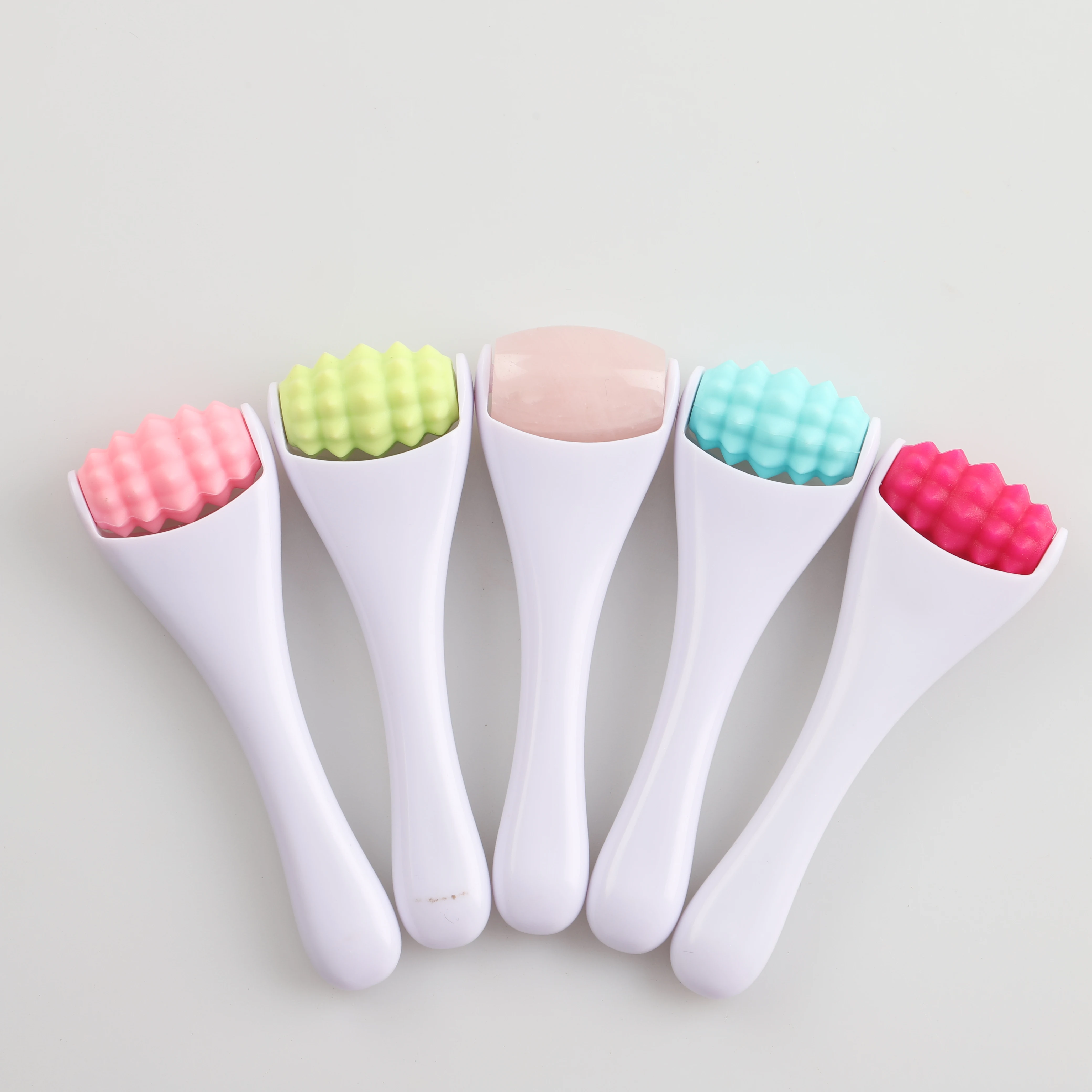 Лидер продаж на Amazon, мини-массажер для глаз с охлаждением кожи, милый дизайн под заказ, мини-массажер против морщин для девочек