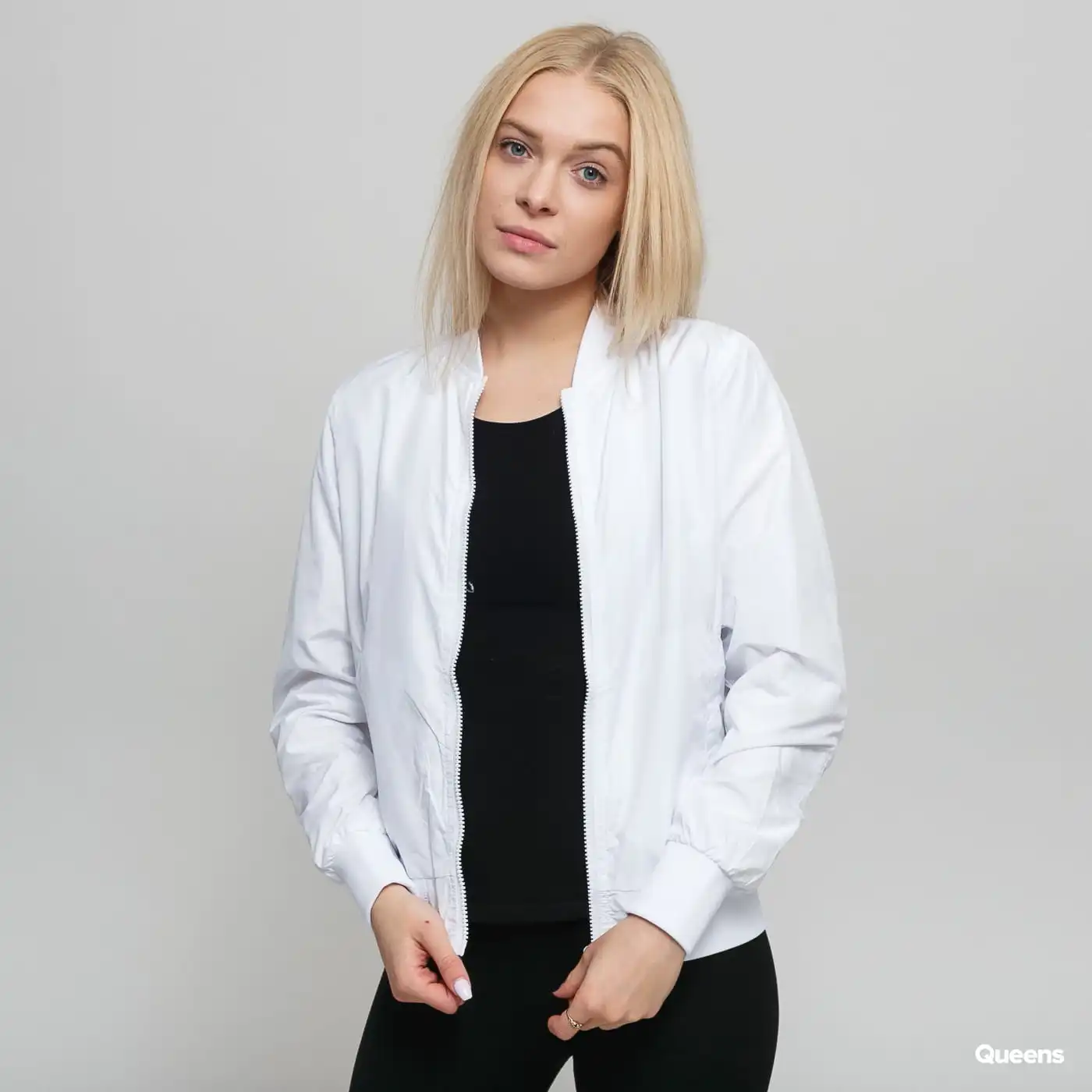 2021 женской модной одежды теплая детская однотонная зимняя женская куртка-бомбер в оранжевом цвете фугу пузырь; Куртка на пуху для девочки