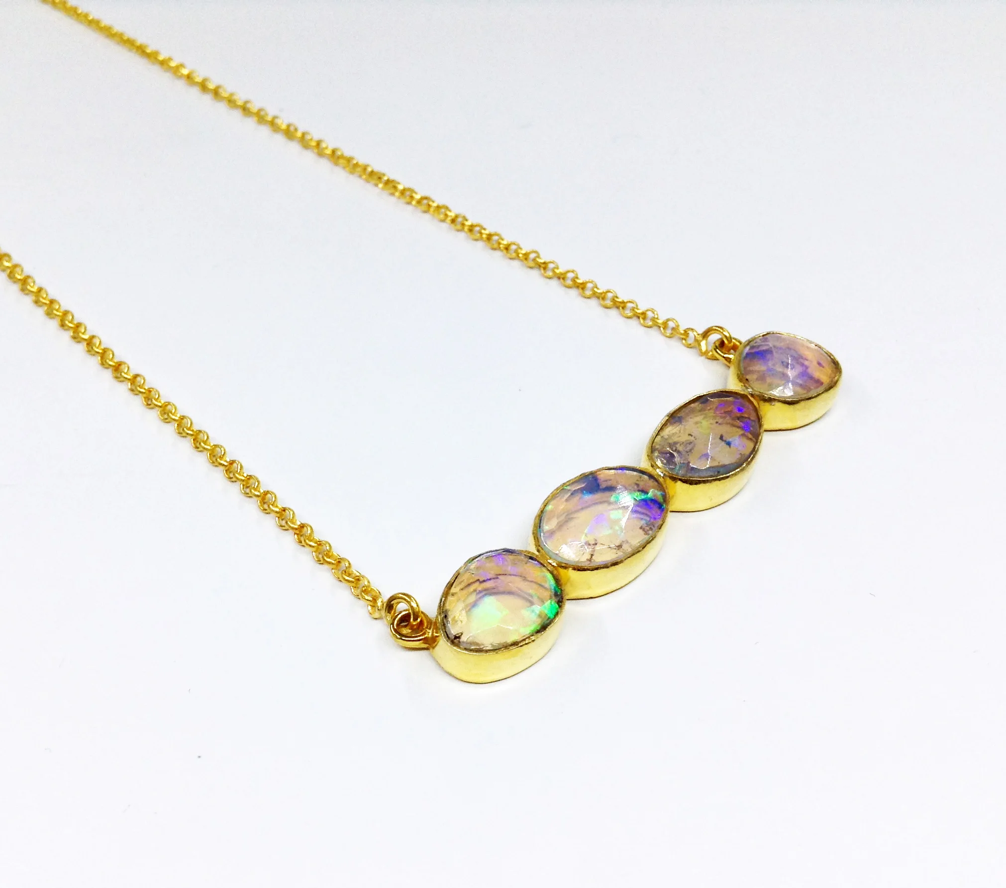 Classic Design 925 Sterling Silver Gold Plated Natural Opal Gemstone Pendant Fashion Jewelry Women Necklaces Party Wear Necklace