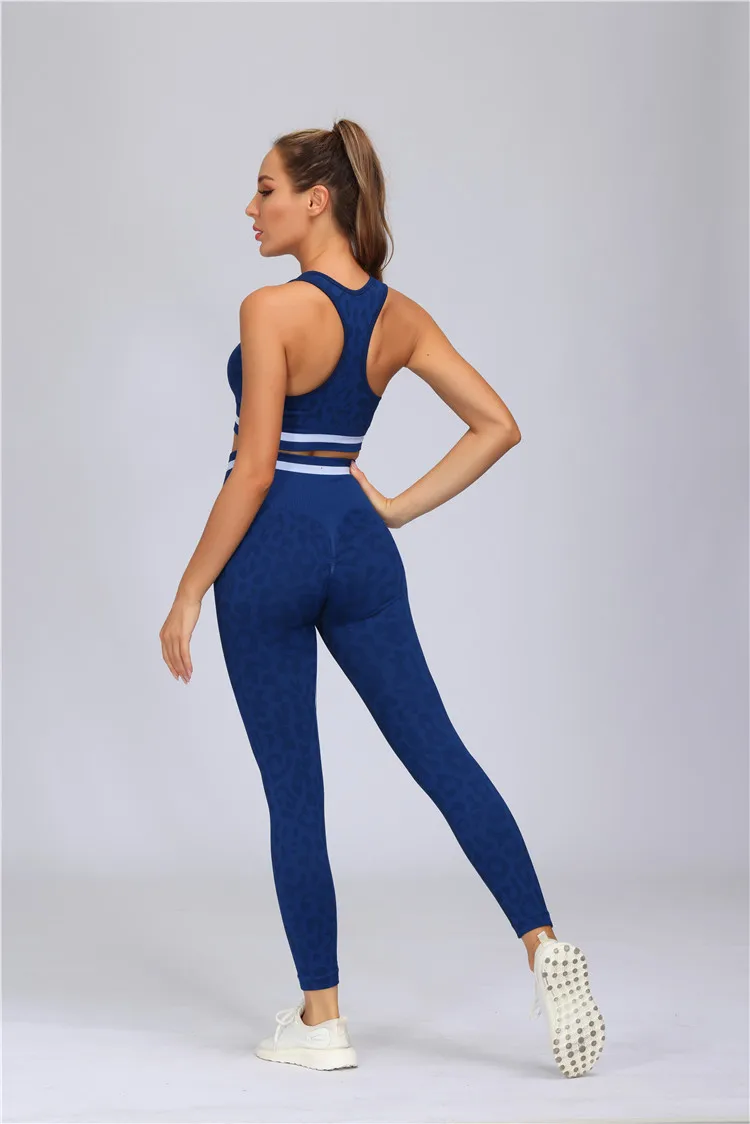 2021 Женская одежда для активного отдыха 4505 бесшовная йоги и фитнеса из 4 предметов белый комплект тренировок grayson international