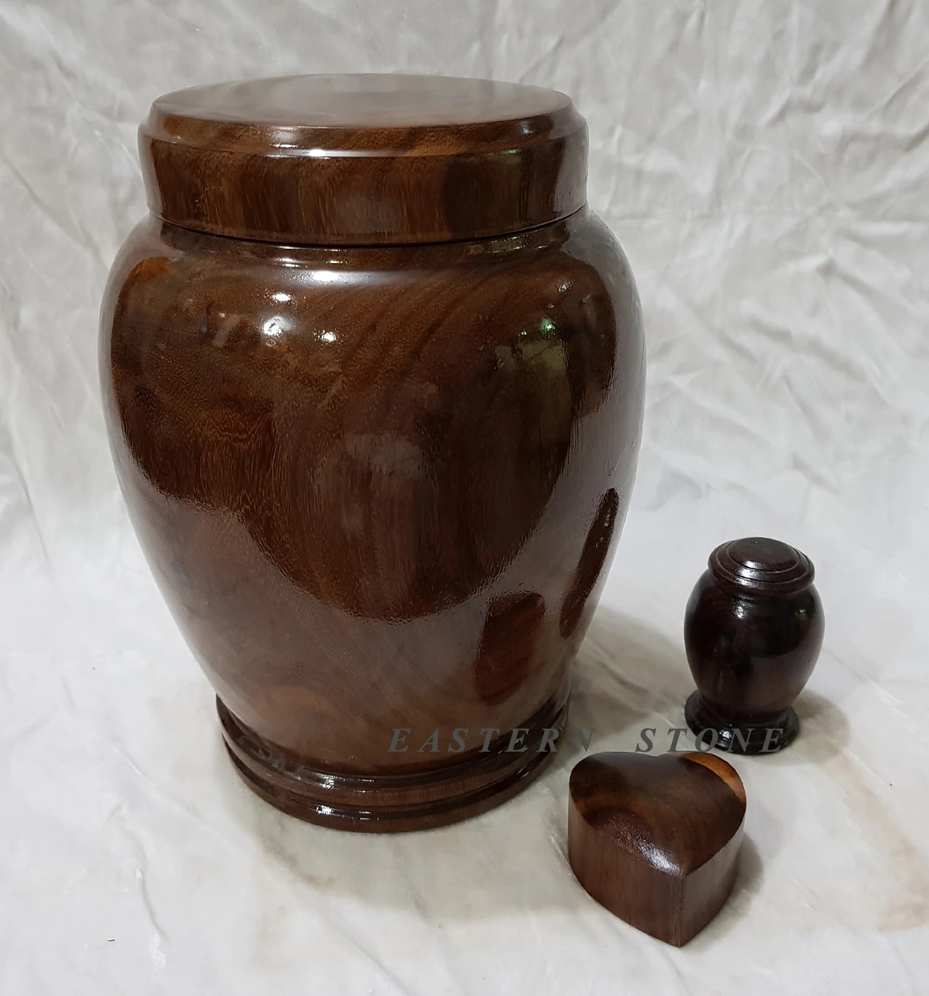 
WOOD PET CREMATION URNS 