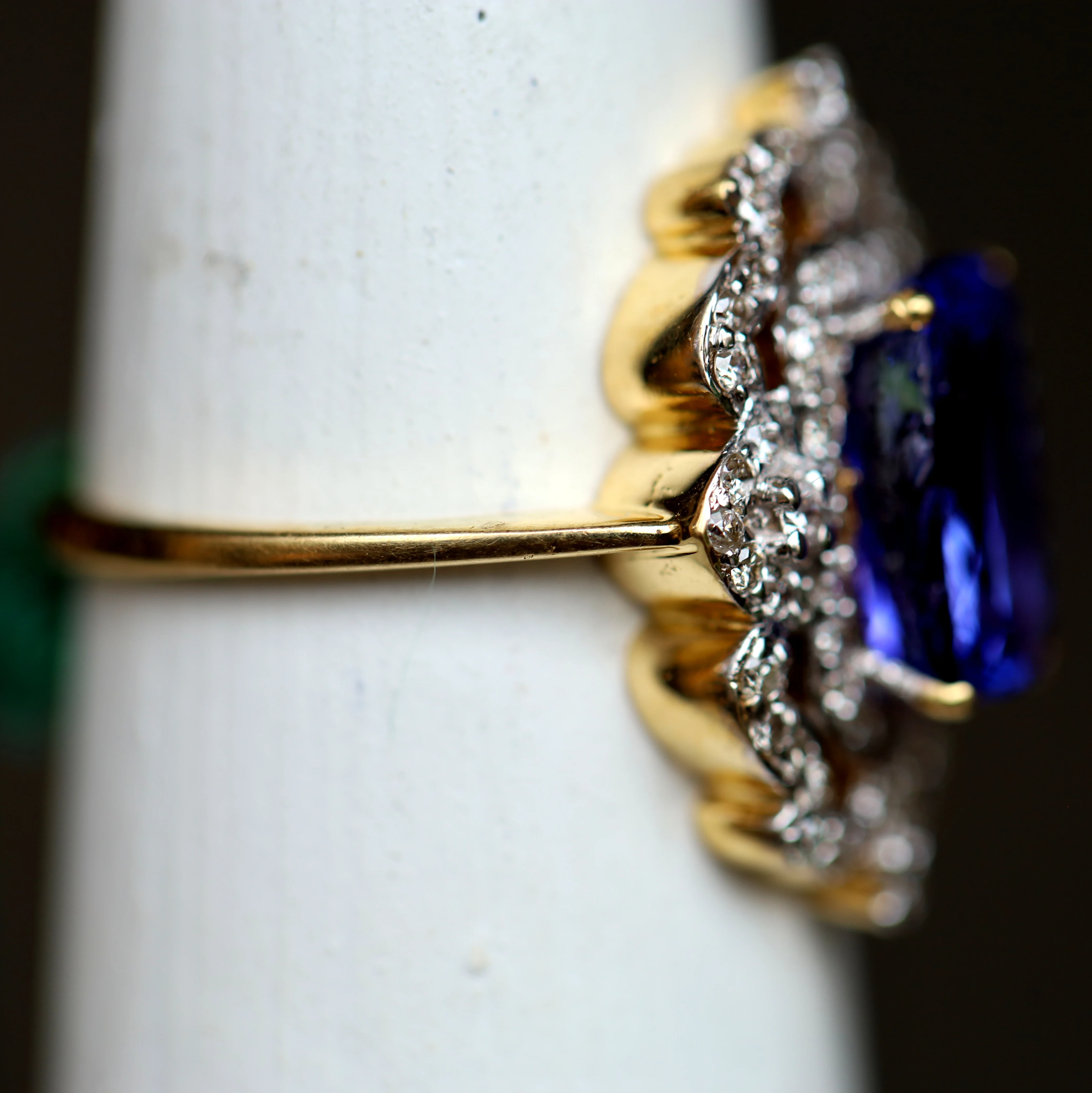 New Year High Quality Natural Blue Sapphire Gemstone 14k Solid Gold Diamond Large Blue Gemstone Vintage Women Fine jewelry