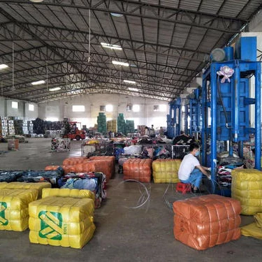 Low MOQ used clothes second hand clothing bales for wholesale from china