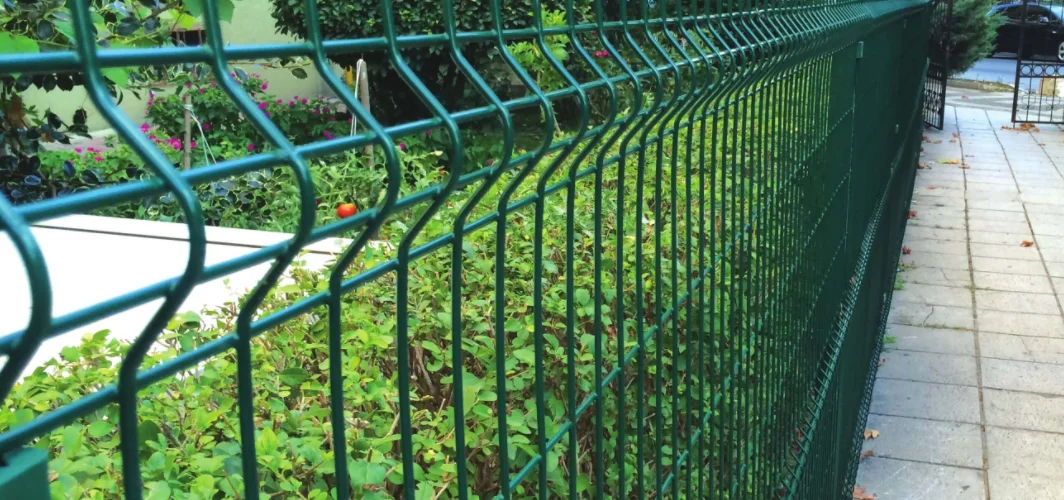 Big Sale on Hot Dipped Galvanized PVC Coated Fence Panels Made in Turkey Available Various Heights Sizes Green House Fencing